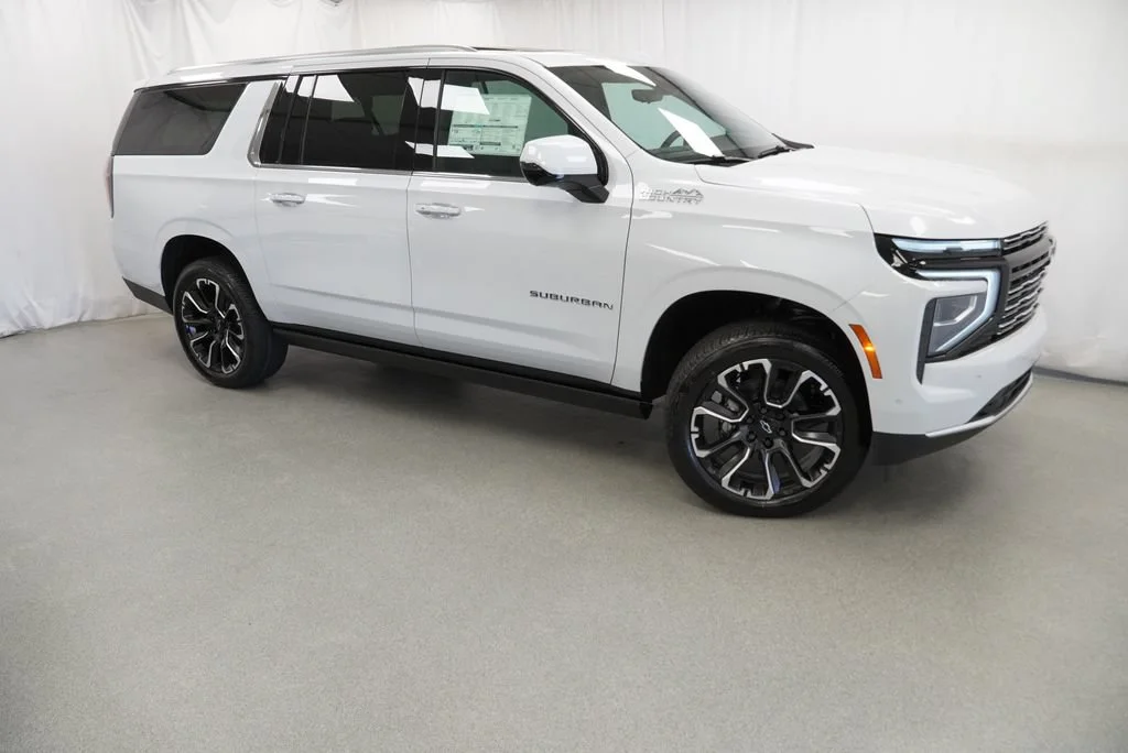 New 2026 Polar White Tricoat Chevrolet High Country image 6