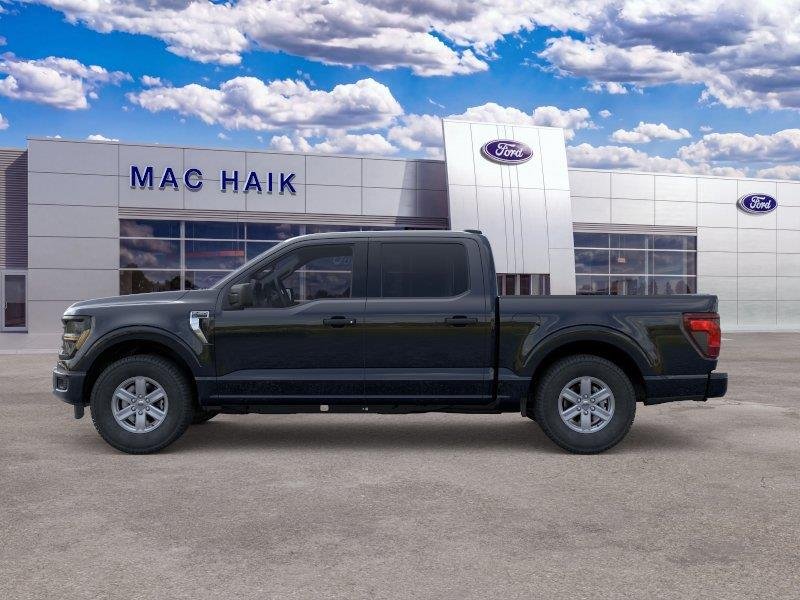 New 2026 Agate Black Metallic Ford XLT image 3