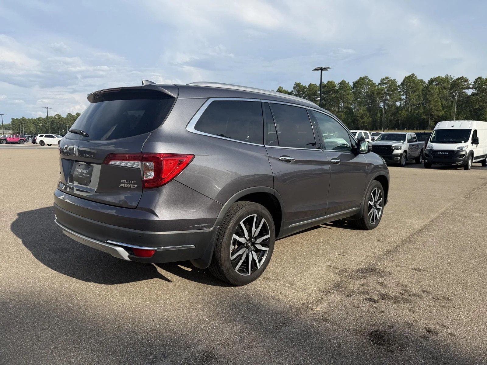 Used 2022 Modern Steel Metallic Honda Elite image 6