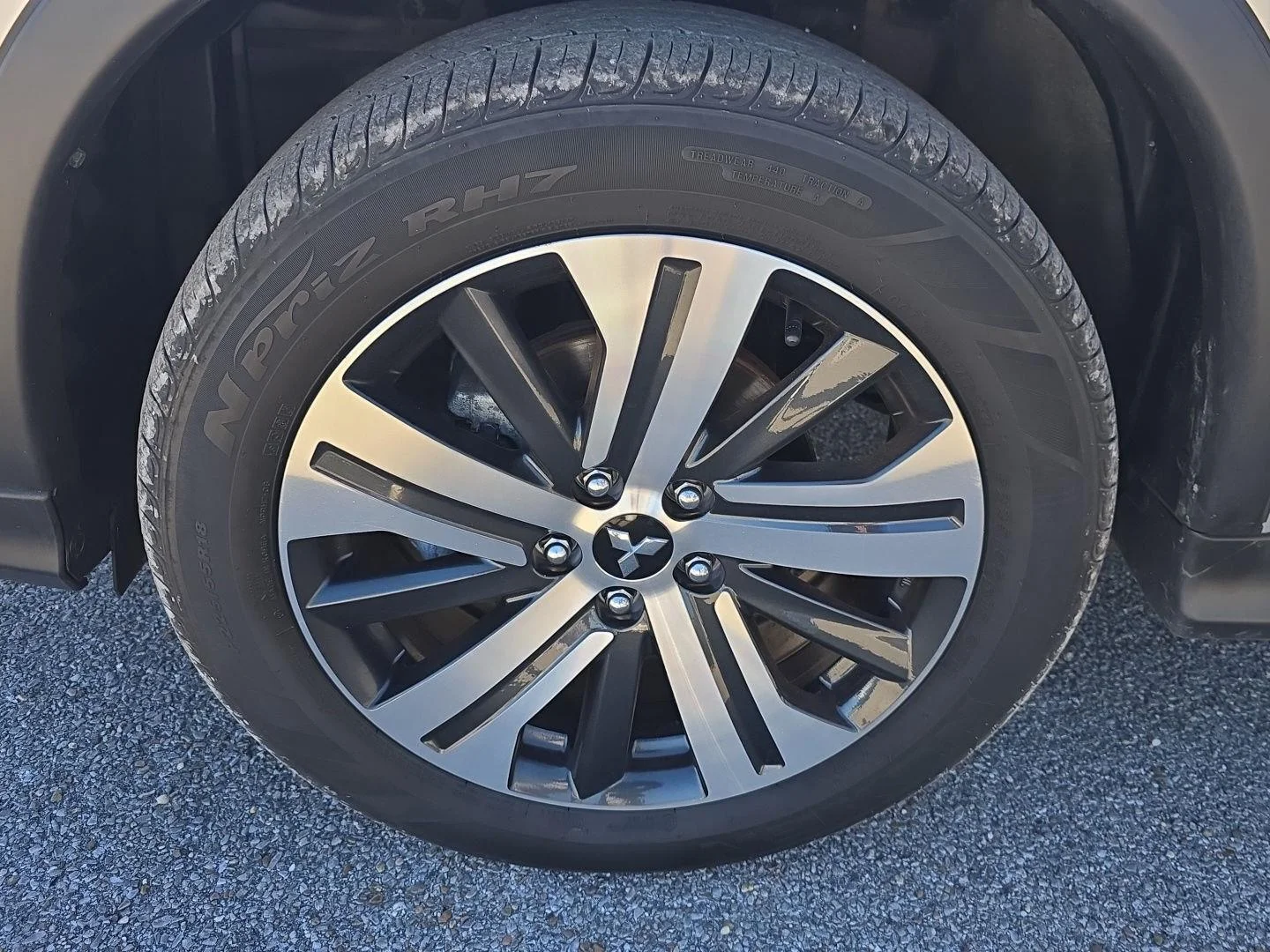 Used 2026  Mitsubishi SE image 22
