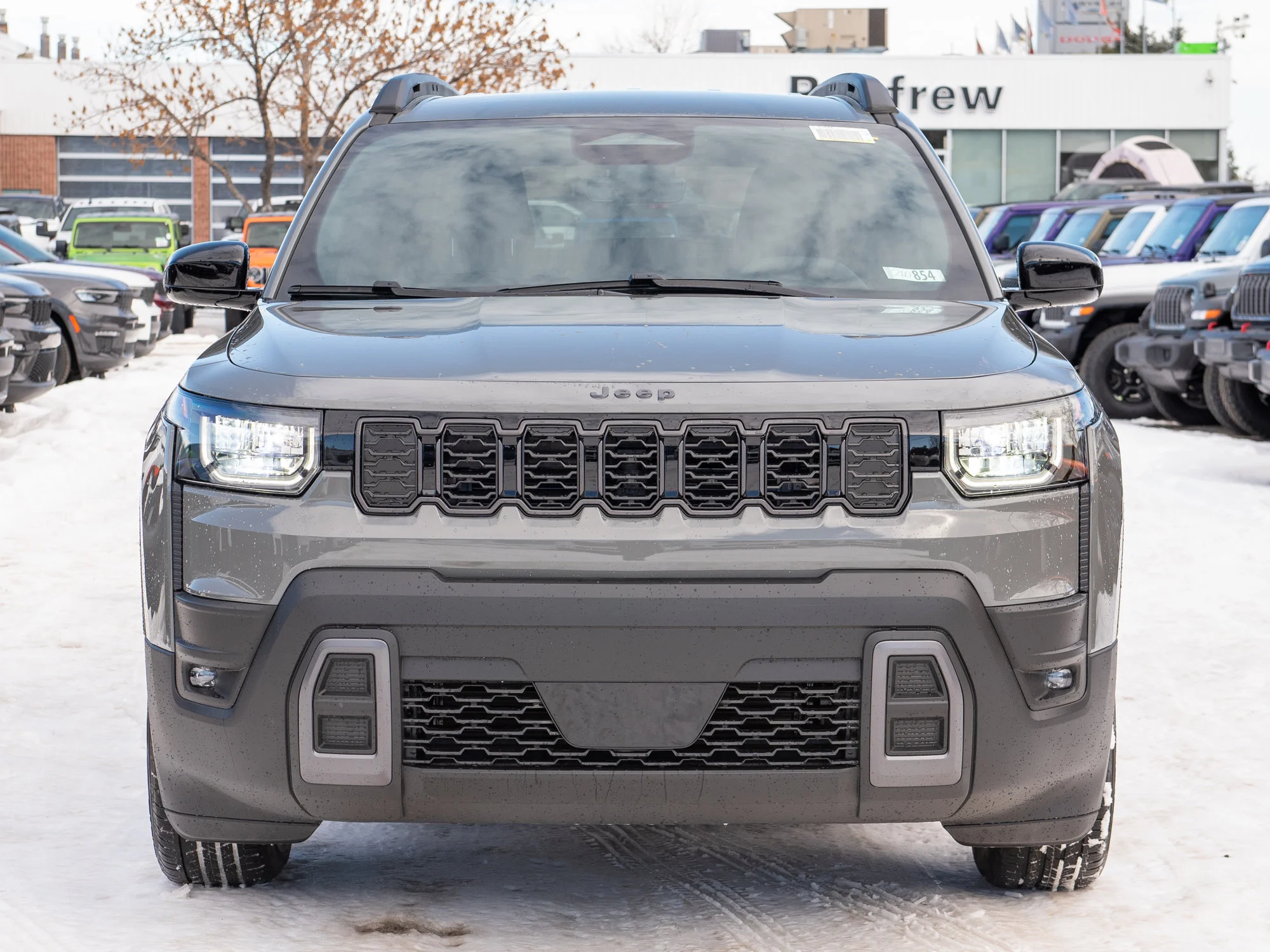 Used 2026 Grey Jeep Laredo* 4x4, Hybrid, Heated Seats, Remote Start, Blind-Spot and Cross-Path image 7