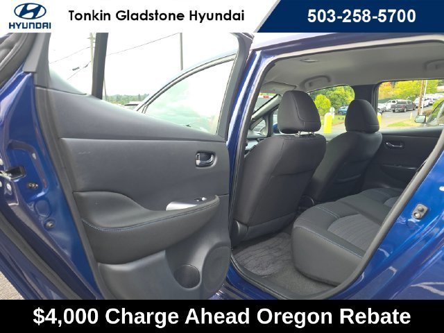 2025 Nissan Leaf S - Photo 16