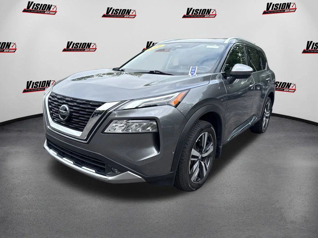 Used 2021 Gray Nissan Platinum image 1