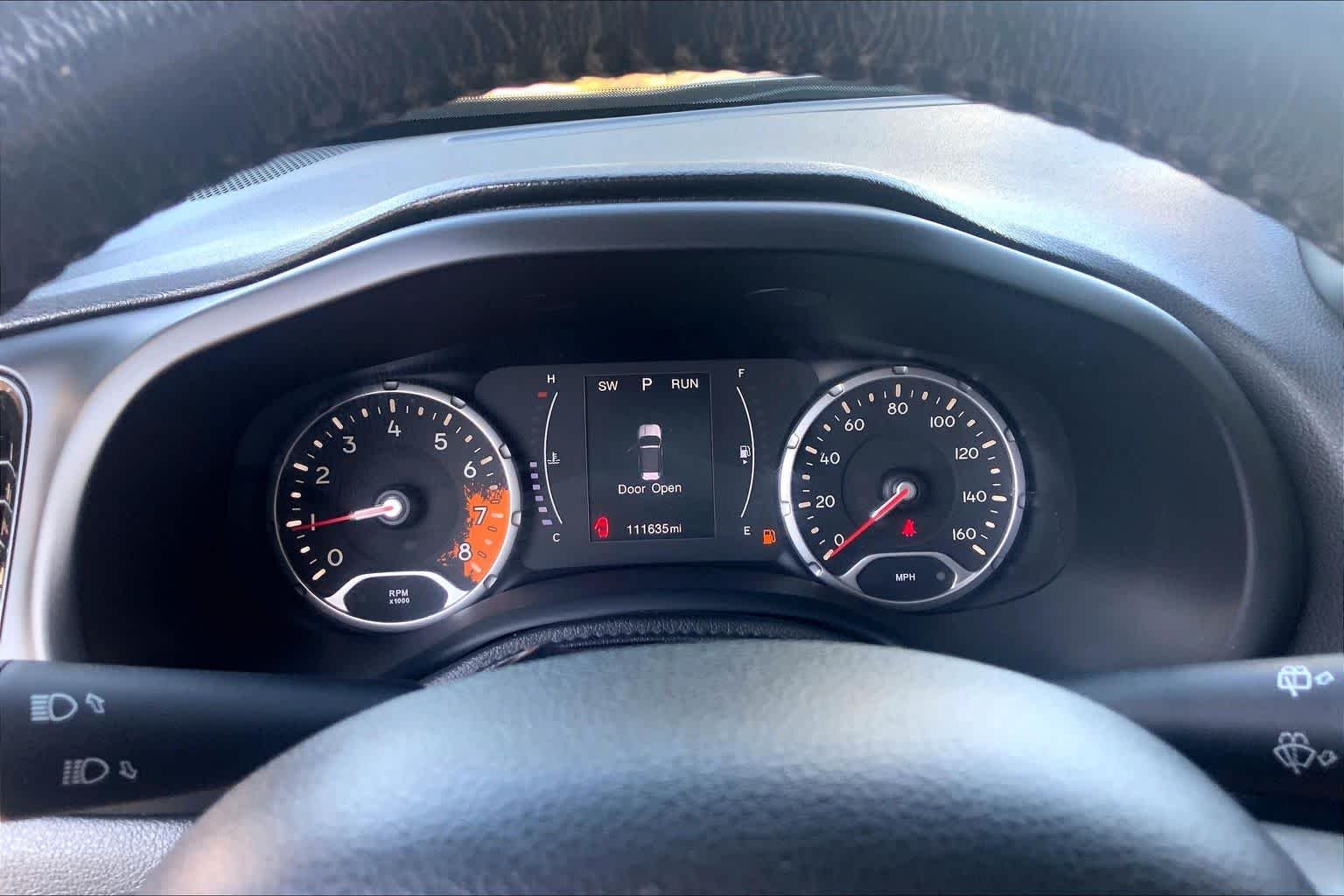 Used 2018 Granite Crystal Metallic Clearcoat Jeep Altitude image 26