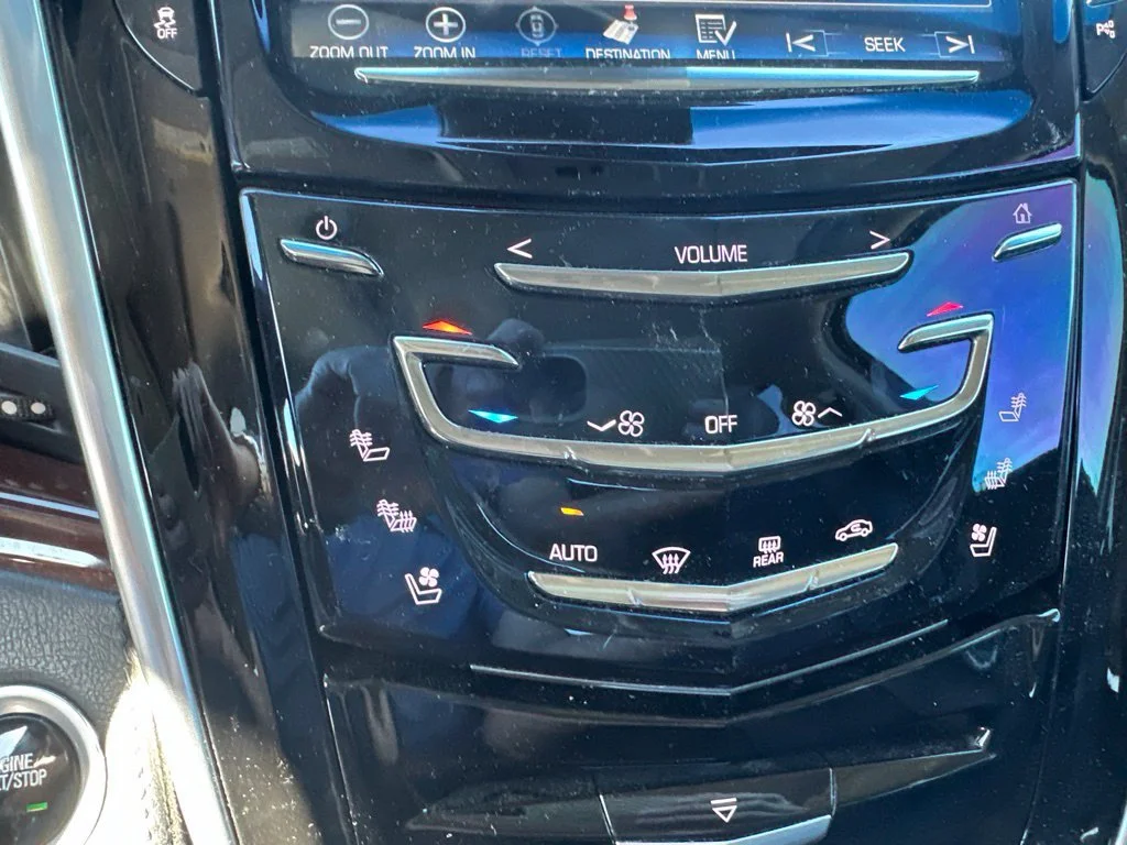 Used 2018 BLACK RAVEN Cadillac Luxury image 20