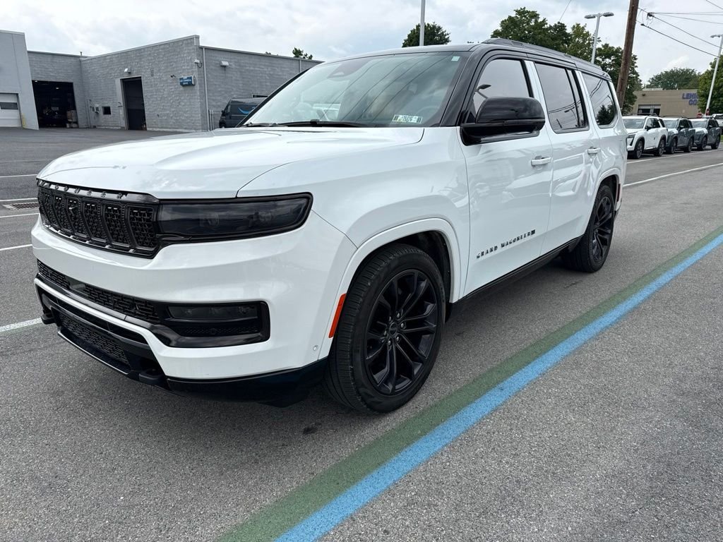 Used 2023 White Jeep Series III image 3