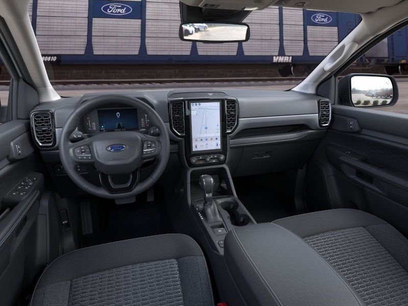 New 2026 Oxford White Ford XLT image 31