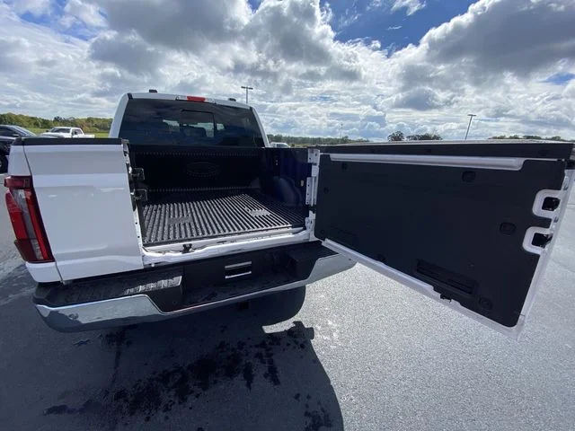 2025 Ford F-150 Lariat - Photo 35