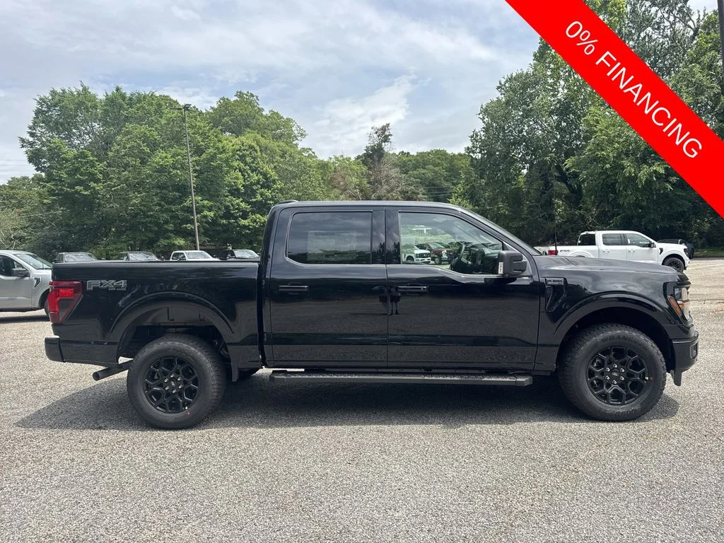 New 2026 Agate Black Metallic Ford XLT image 8