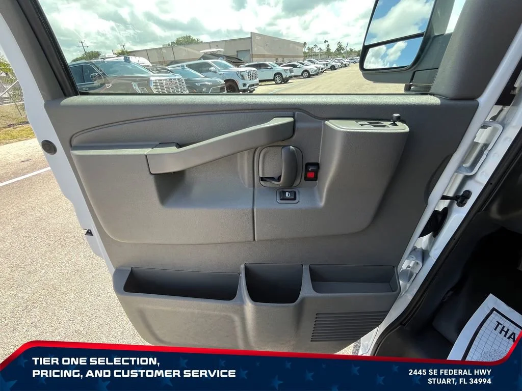 2026 GMC Savana Cargo Work Van - Photo 18