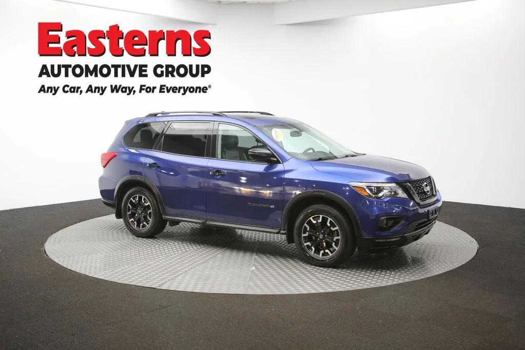 Used 2020 Blue Nissan SL image 50