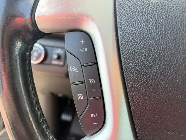 Used 2017 Blue GMC Limited image 18