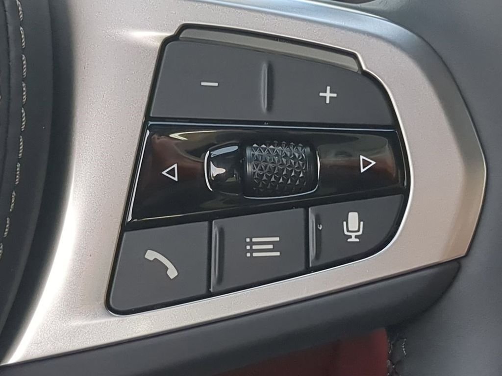2026 BMW 8 Series 840i - Photo 25