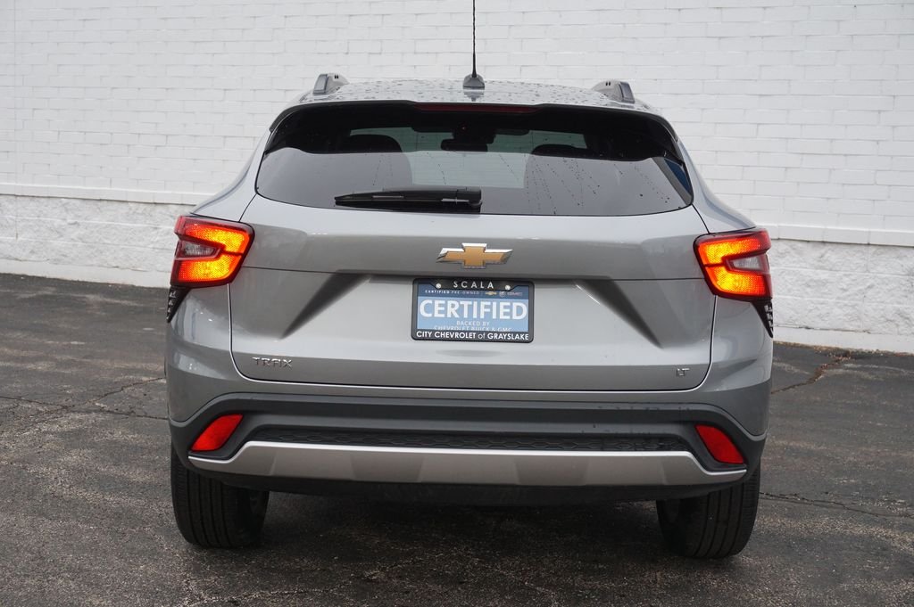 Used 2025 Gray Chevrolet LT image 7