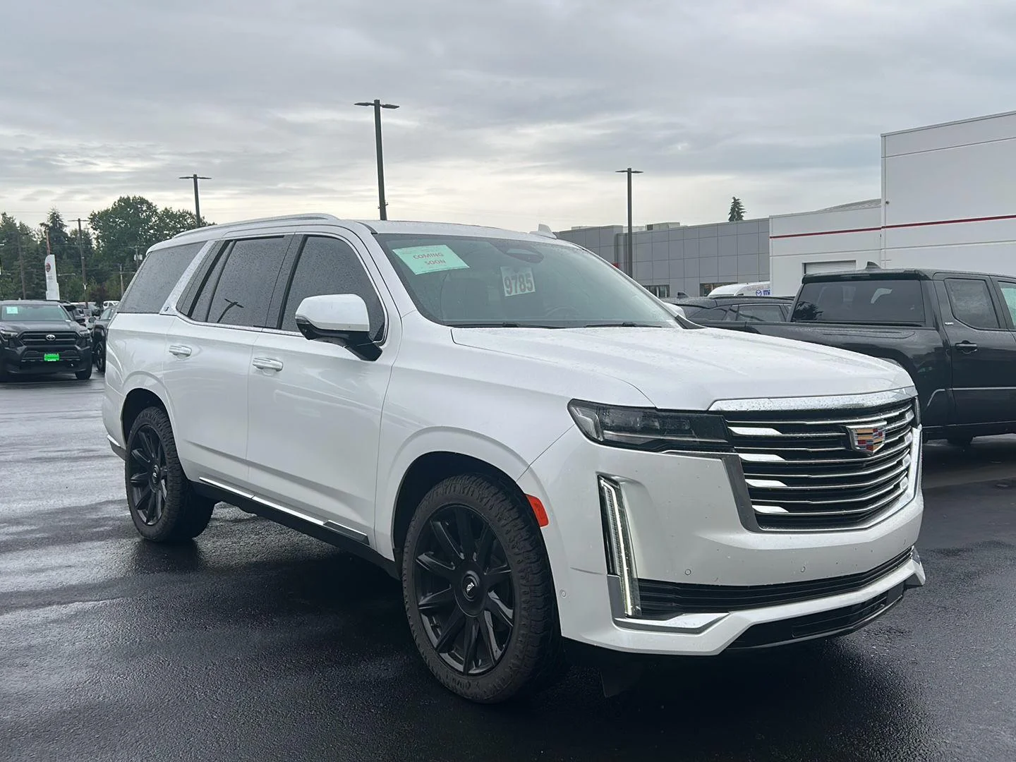 Used 2021 Crystal White Tricoat Cadillac Premium Luxury Platinum image 5