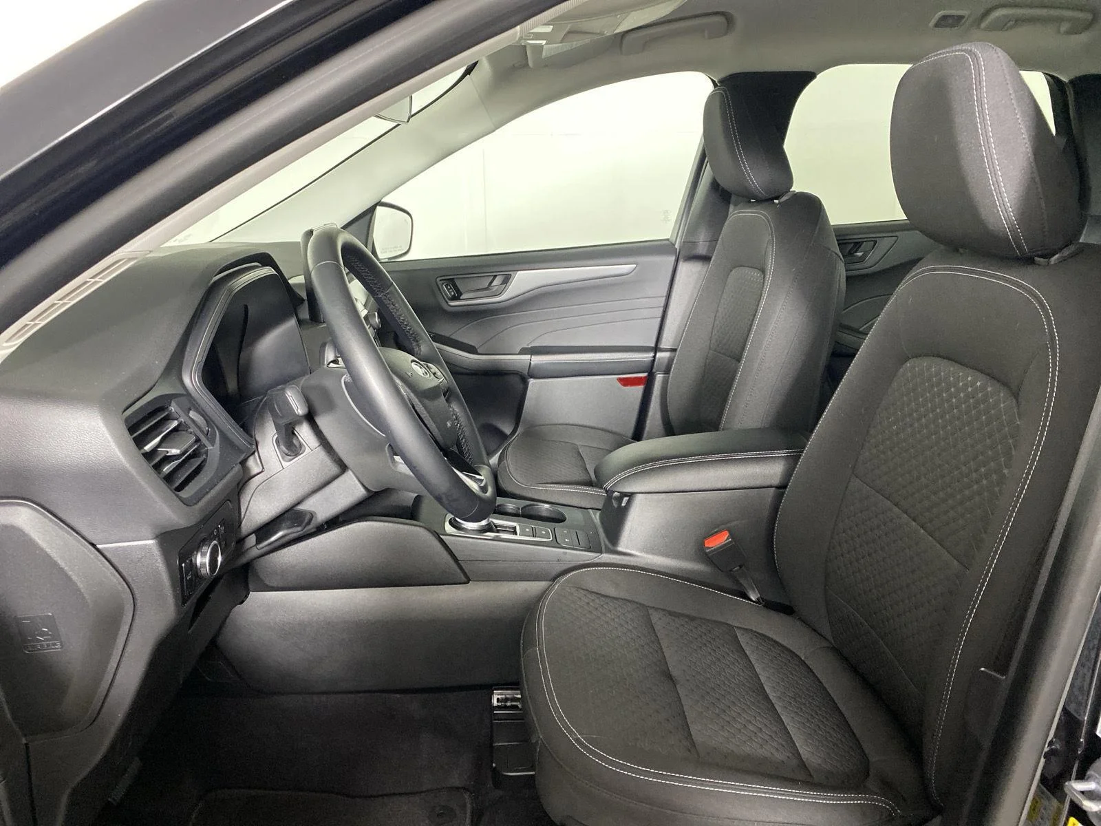 Used 2023 Agate Black Ford Active image 13