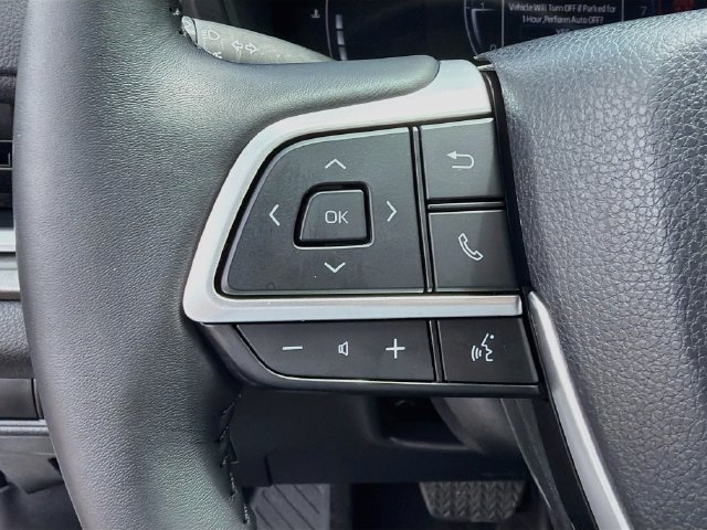 Used 2026 Pearl Toyota XLE image 36