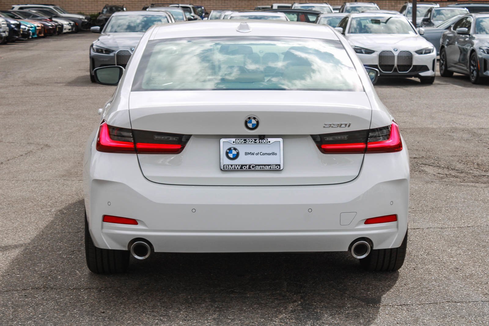 Used 2026 Alpine White BMW 330i image 5
