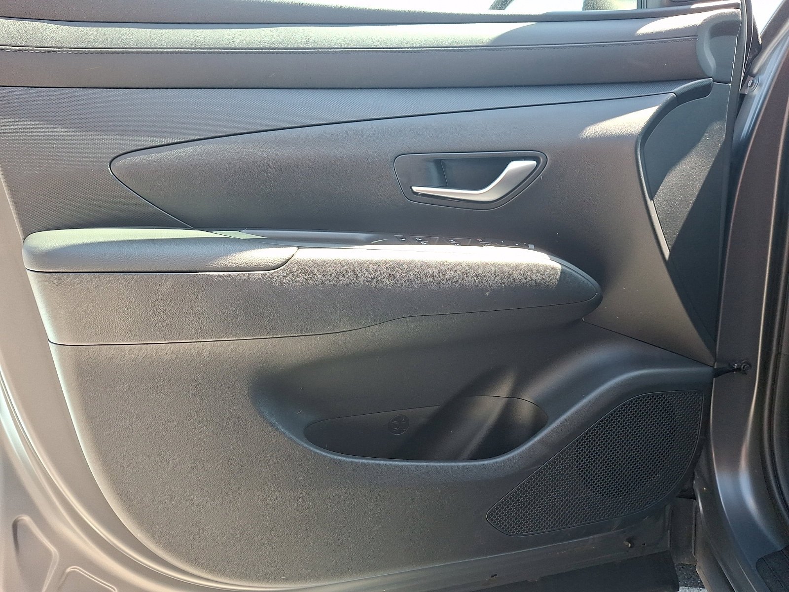 2025 Hyundai Tucson SE - Photo 12