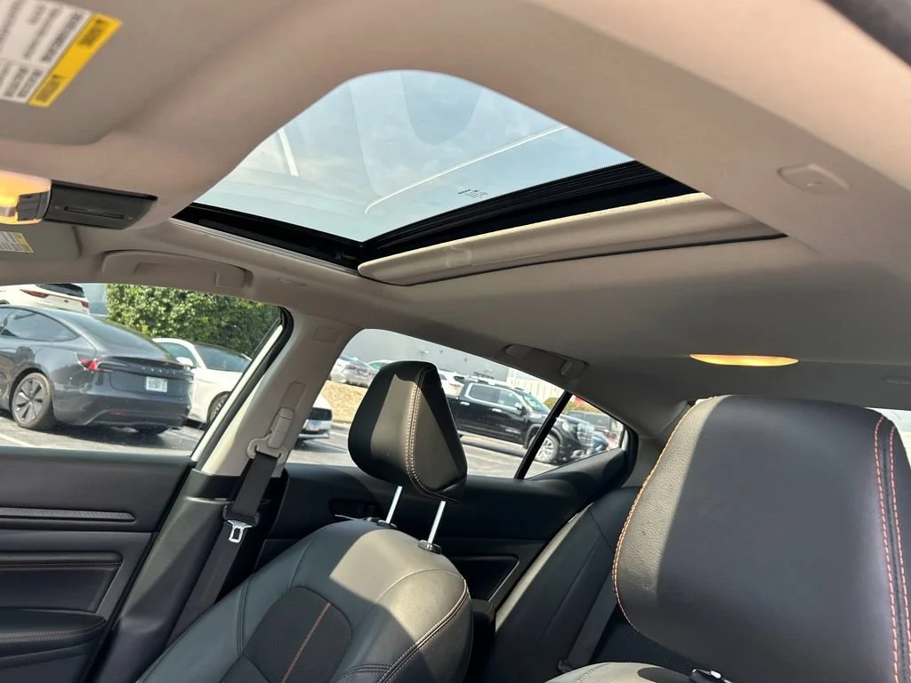 2021 Nissan Altima SR - Photo 29