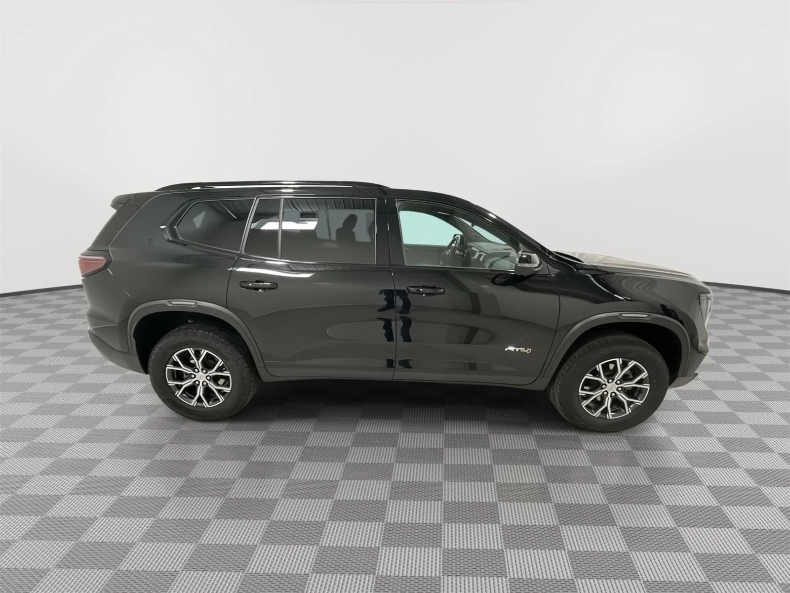 Used 2025 Ebony Twilight Metallic GMC AT4 image 6