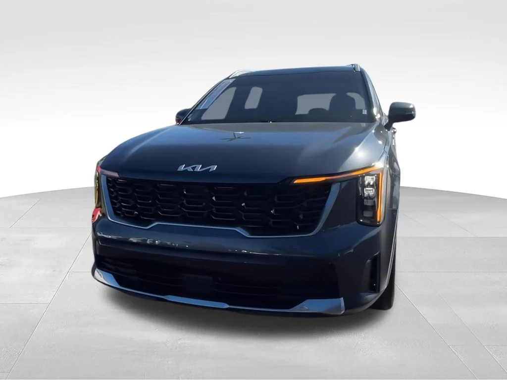 Used 2025 Gray Kia S image 4