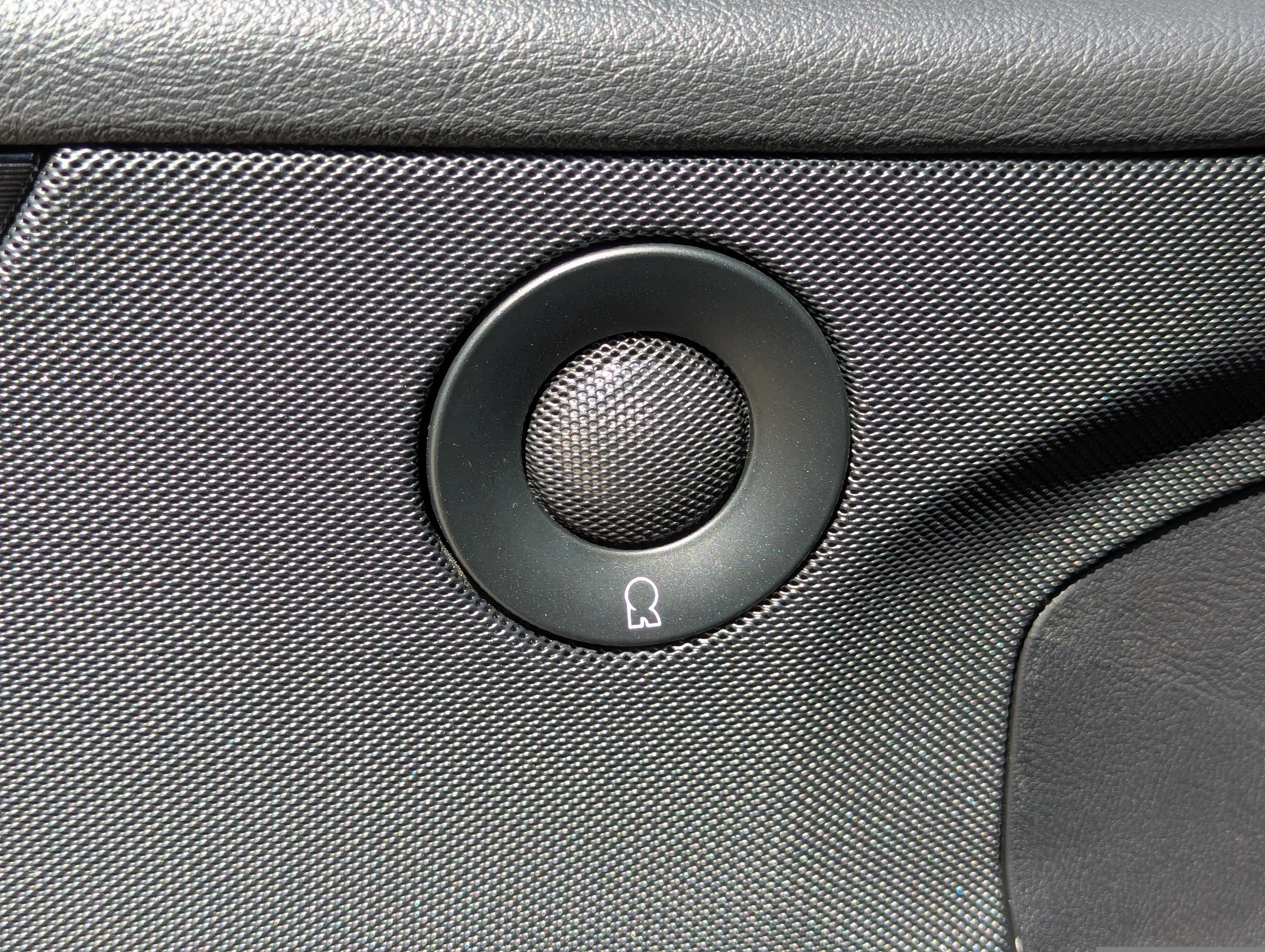 Used 2021 Gray Lincoln Reserve image 22