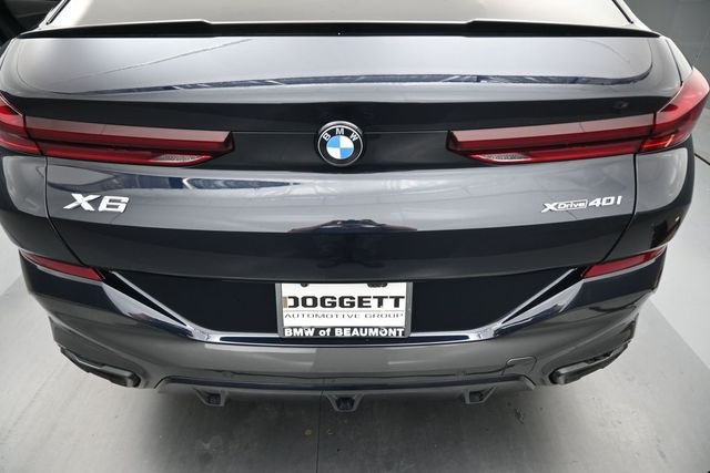 Used 2026 Black BMW xDrive40i image 12