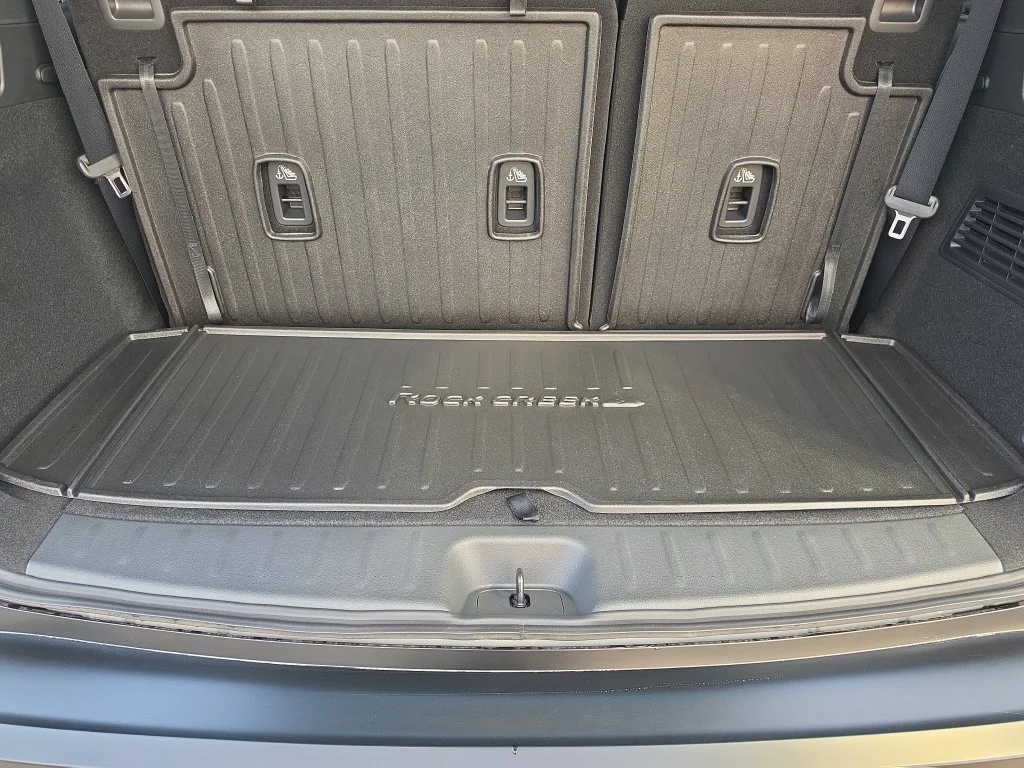 New 2026 Boulder Gray Pearl / Super Black Two-tone Nissan Rock Creek® image 28