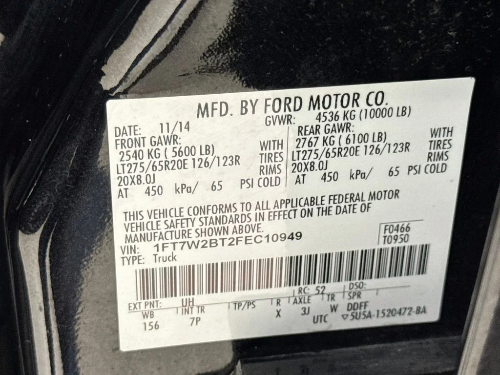Used 2015 Tuxedo Black Metallic Ford Platinum image 40