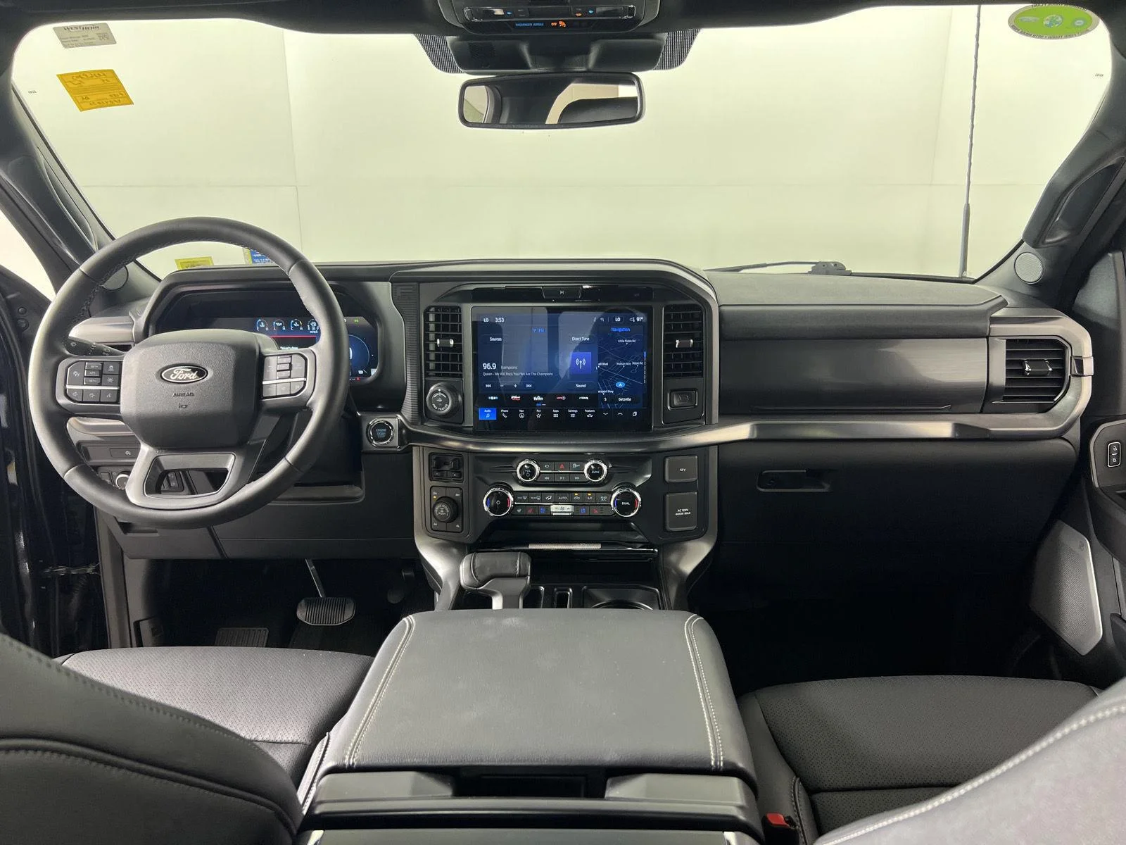 Certified Used 2025 Agate Black Ford LARIAT image 3