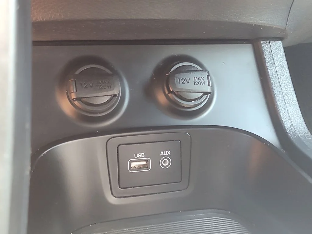 Certified Used 2017 Blue Hyundai SE image 22