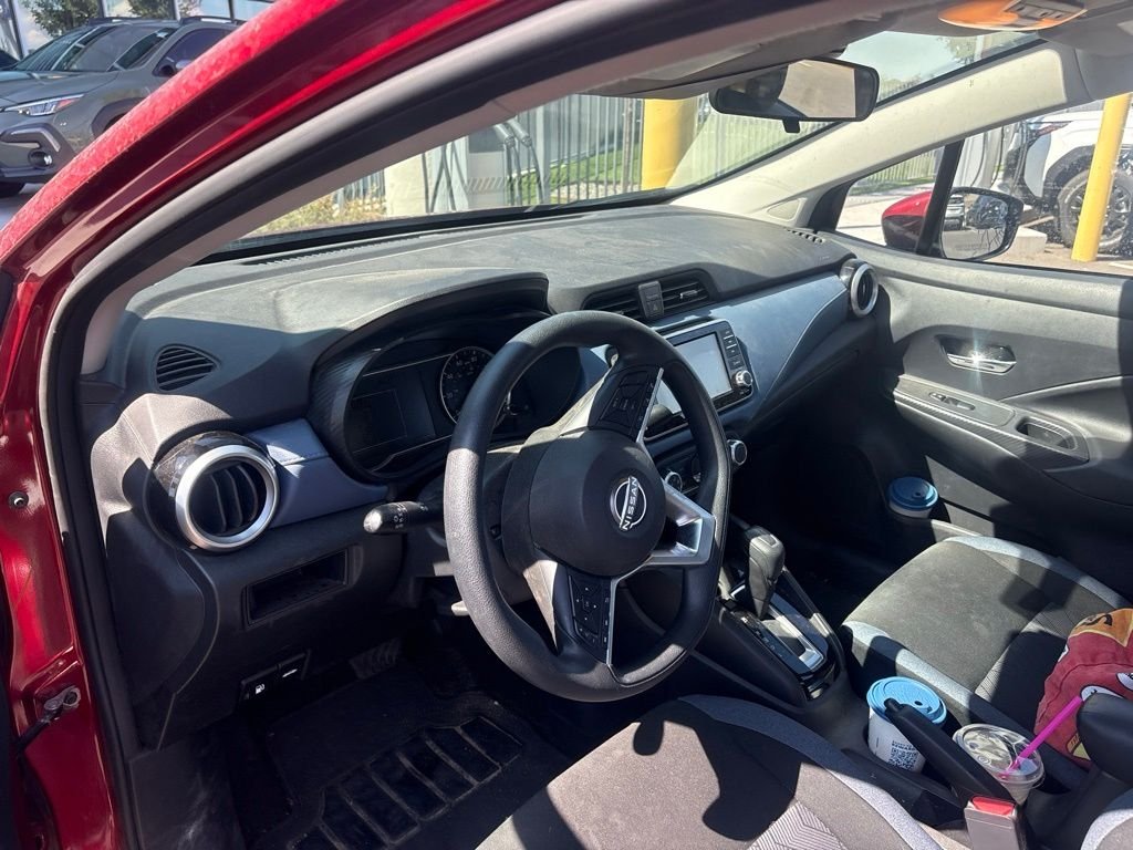 Used 2025 Red Nissan 1.6 SV image 8