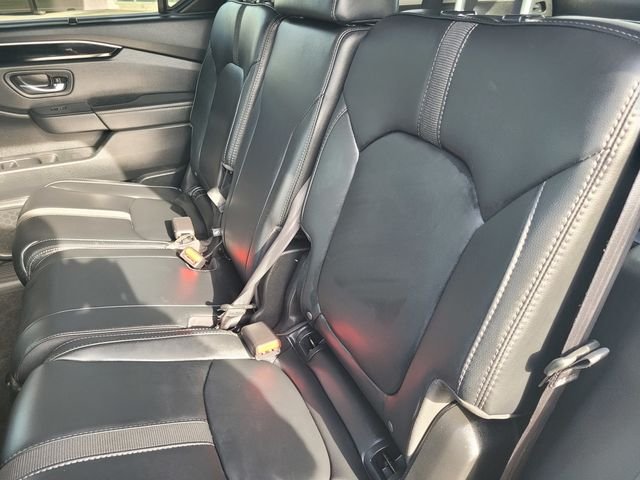 Used 2025  Honda EX-L image 15