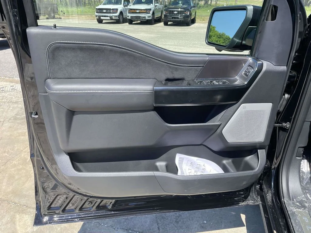 New 2026 Agate Black Metallic Ford Platinum® image 15