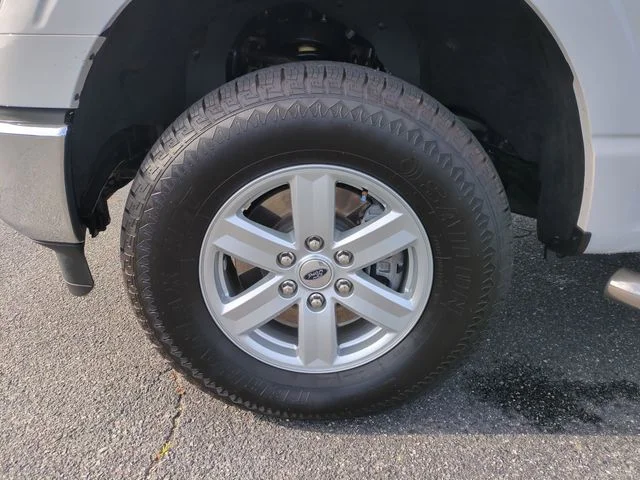 Used 2021 White Ford XLT image 10