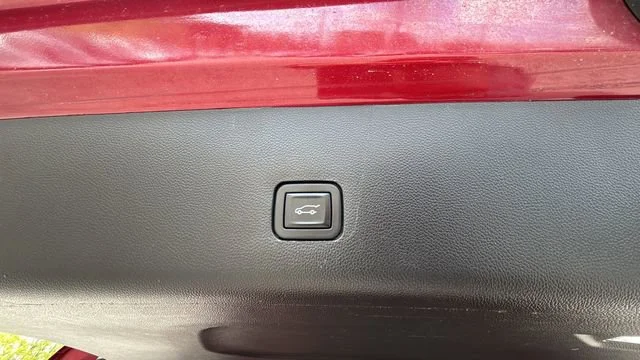 Used 2021 Cajun Red Tintcoat Chevrolet High Country image 41