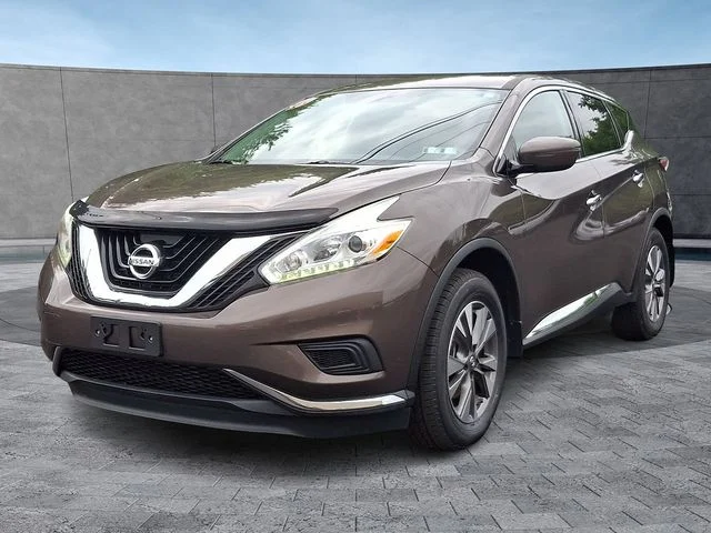 Used 2016 Brown Nissan S image 4