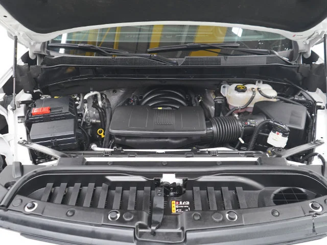 Used 2024 Summit White Chevrolet RST image 29