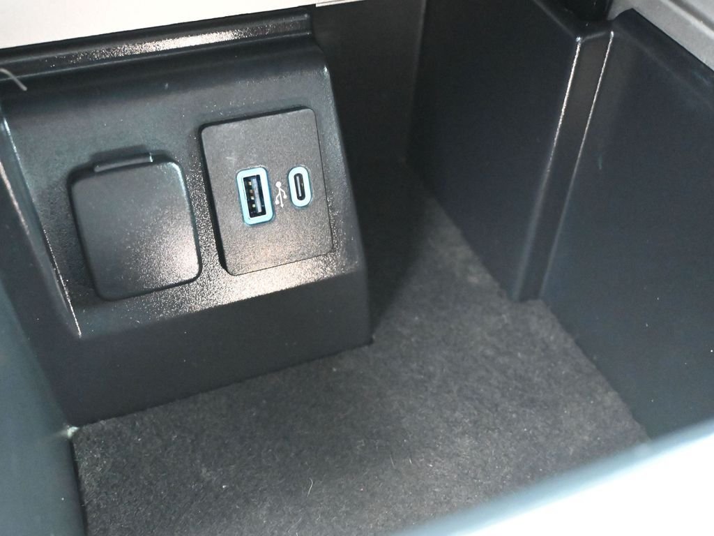 Certified Used 2023 Gray Ford XLT image 18