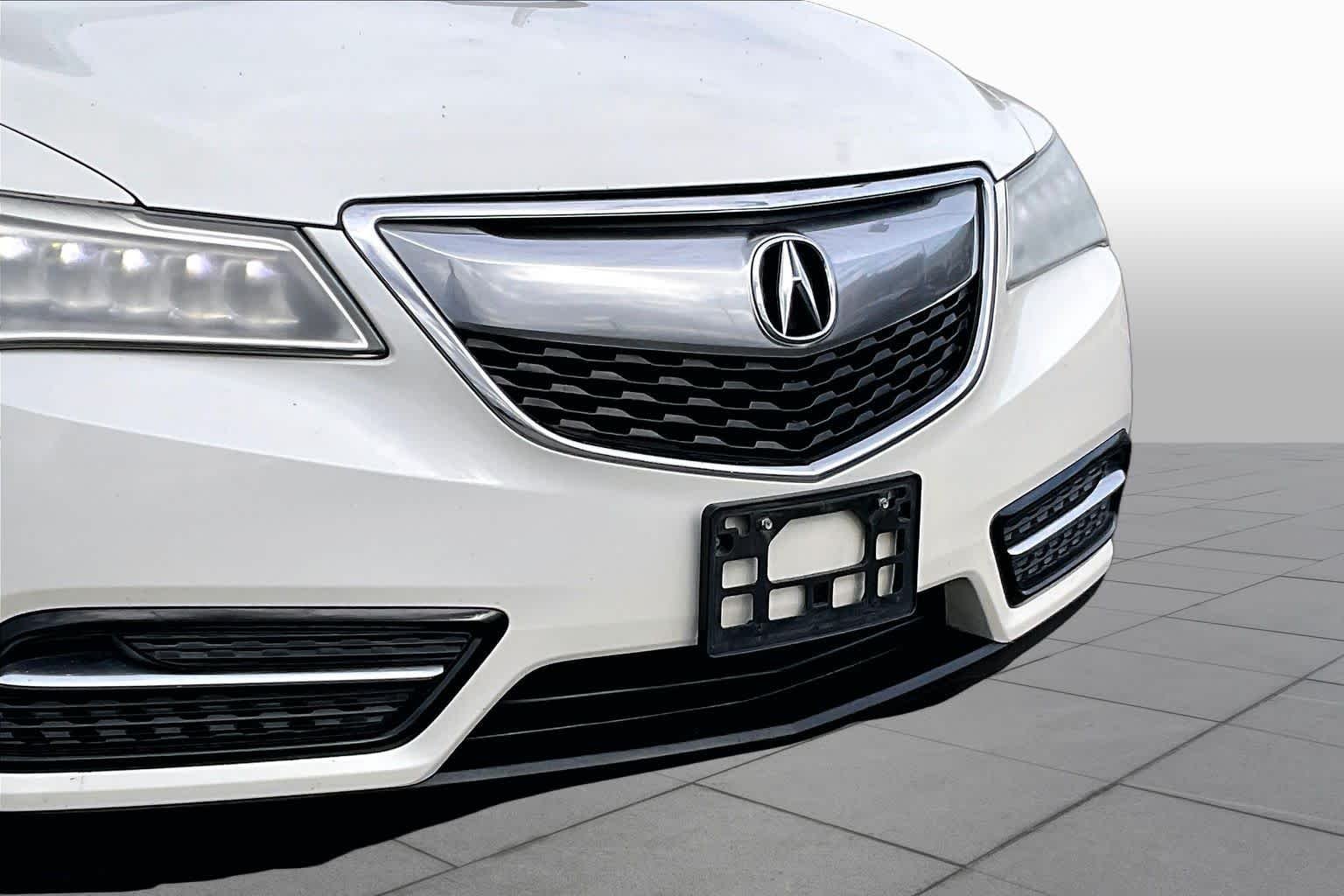 Used 2015 White Acura Tech Pkg image 26