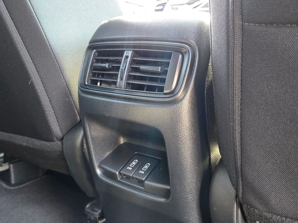 Used 2020  Honda EX image 10