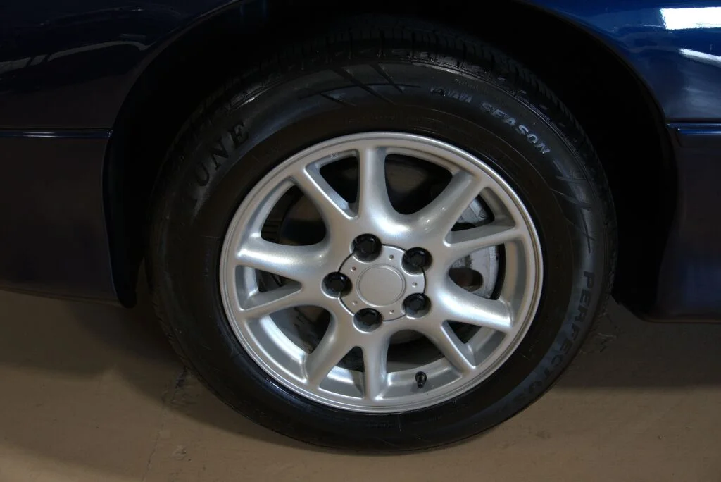 Used 2001  Chevrolet Base image 32