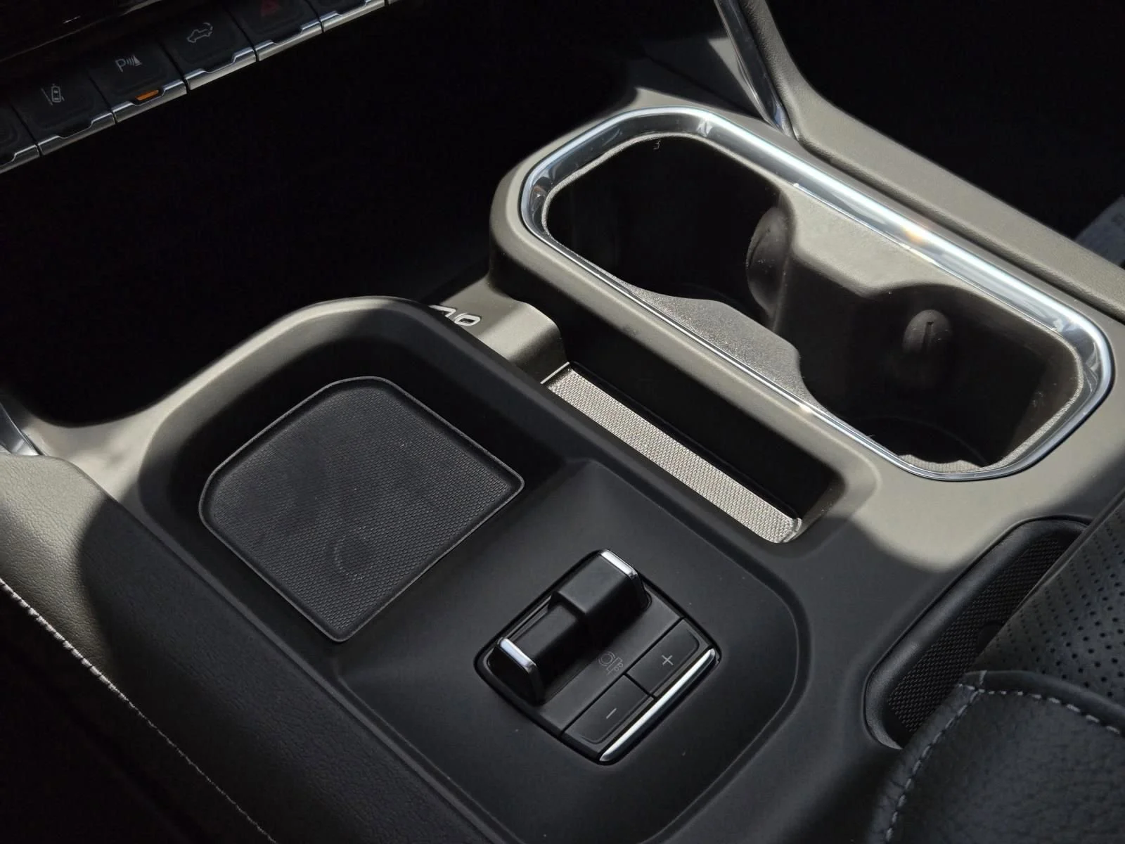 2026 GMC Sierra 2500HD Denali - Photo 12