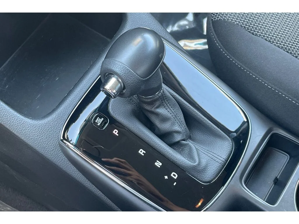 Used 2017 Deep Sea Blue Kia LX image 29