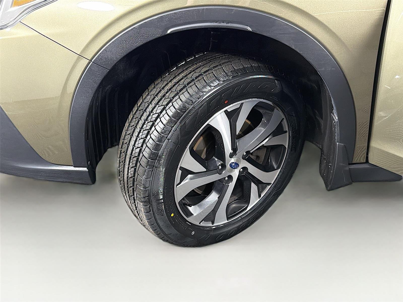 Used 2021 GREEN SUBARU  image 37