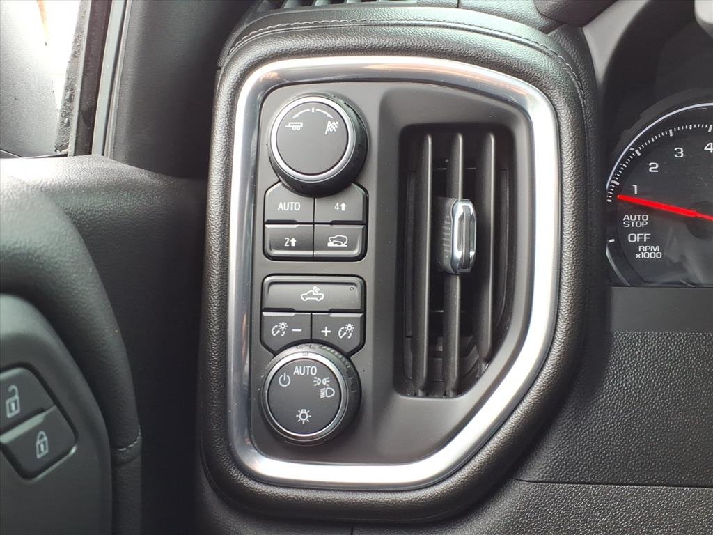 2019 Chevrolet Silverado 1500 LT - Photo 23