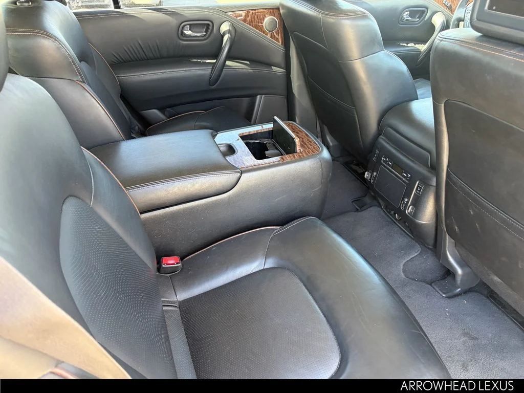 Used 2018 Black Nissan Platinum image 32