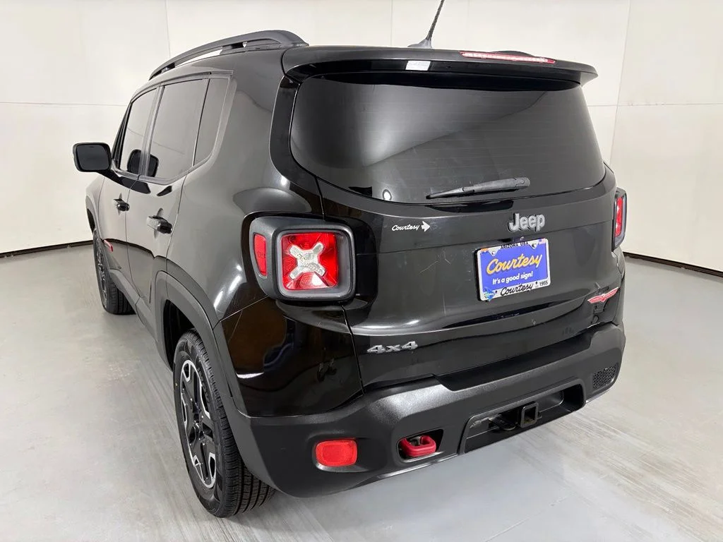Used 2016 Black Jeep Trailhawk image 6