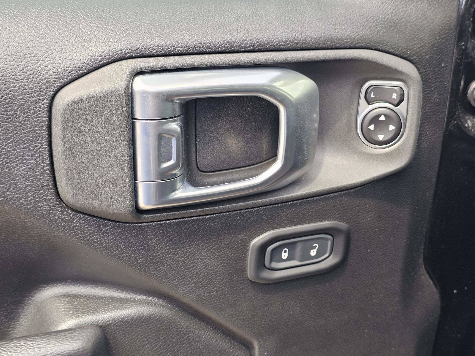 2023 Jeep Wrangler 2-Door Sport S - Photo 16